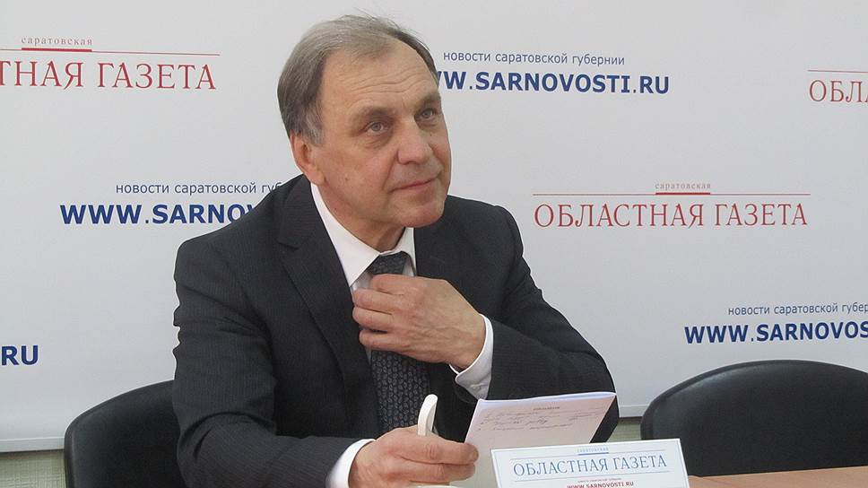 Павел Большеданов больше не хочет заниматься экономикой Саратовской области